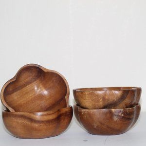 Scalloped Wooden Bowls - Set of 4